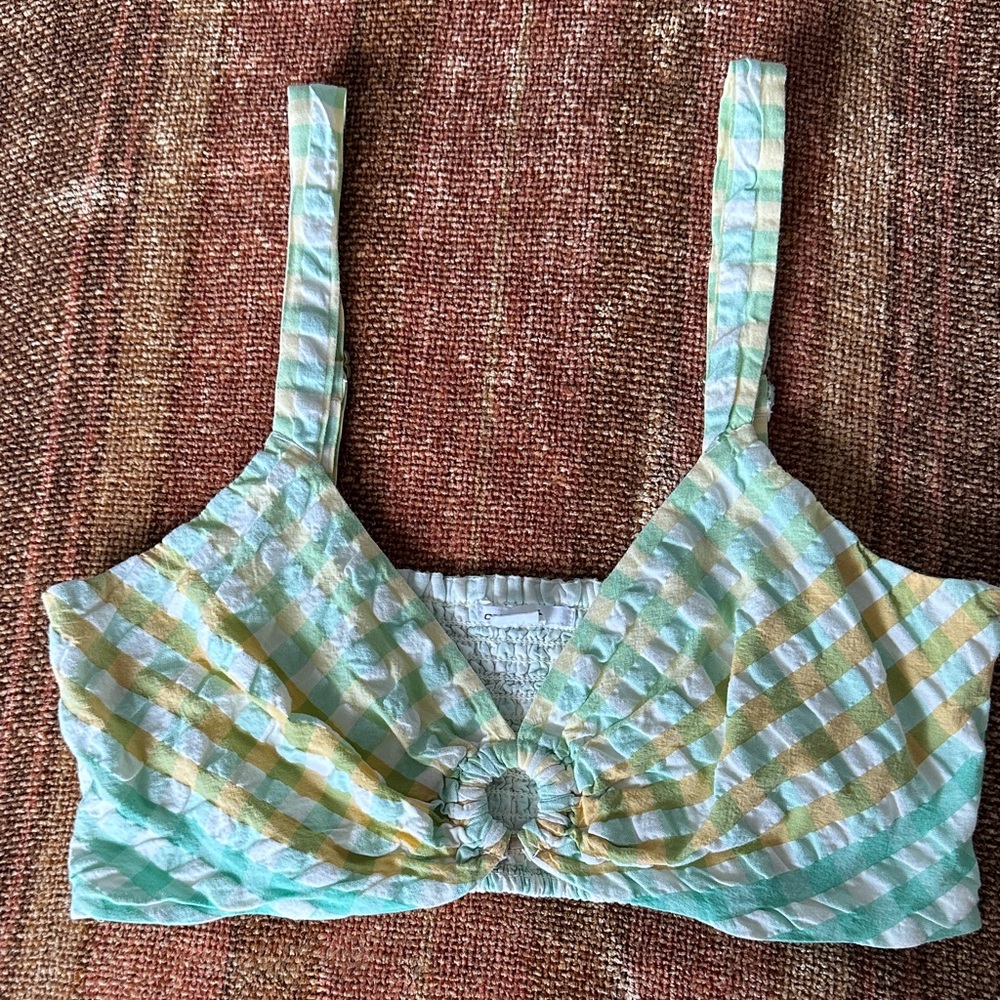 O’Neil Checkered crop top with Ring Detail